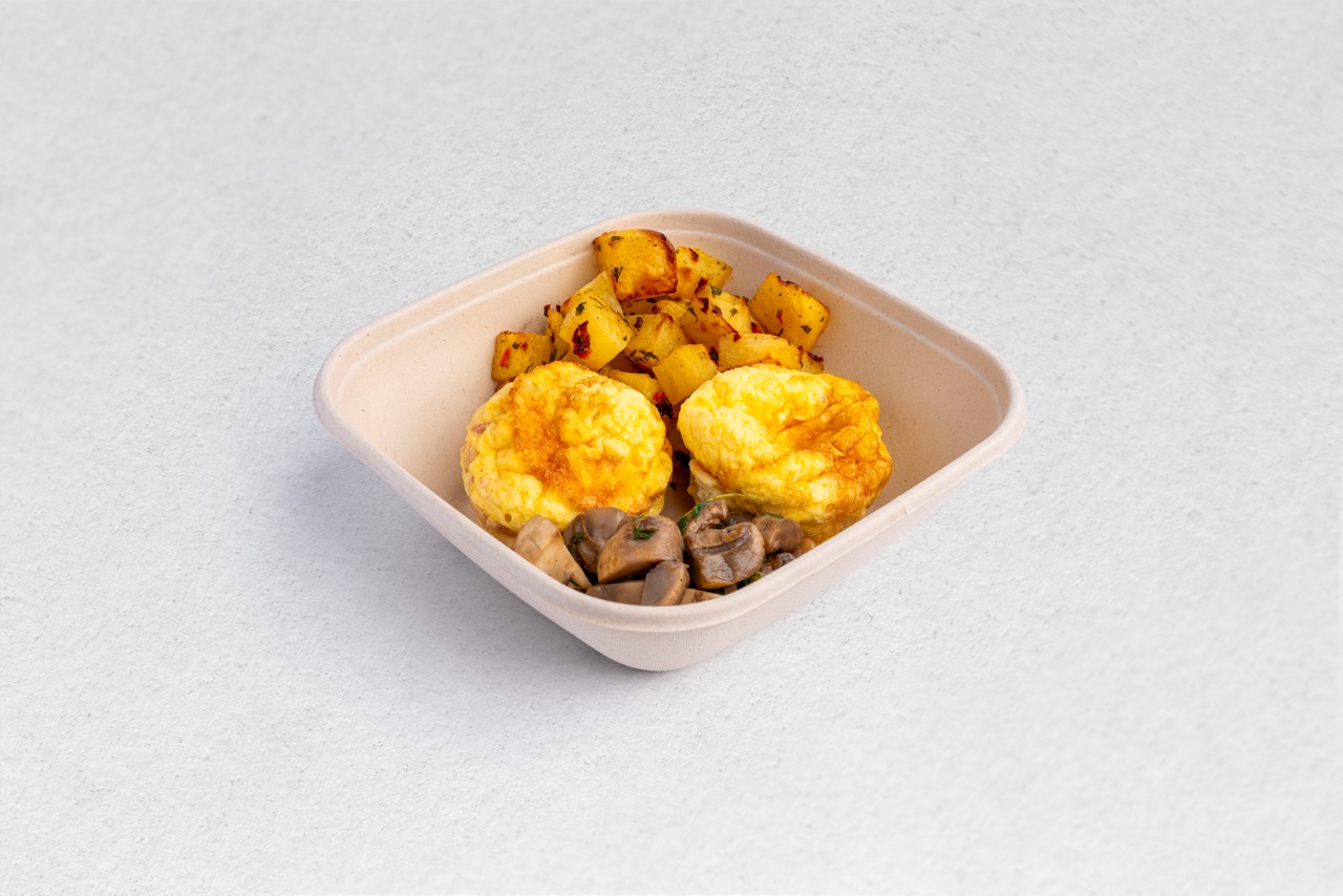 Egg Muffin with Turkey and Cheese